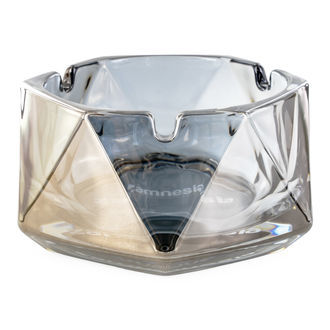 Cinzeiro de vidro (Zamnesia)