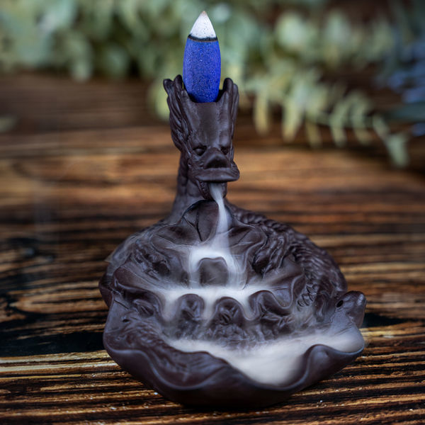 Suporte de incenso de refluxo dragão