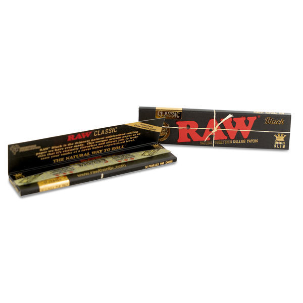 RAW 'Black' Papel de enrolar tamanho King Size Slim
