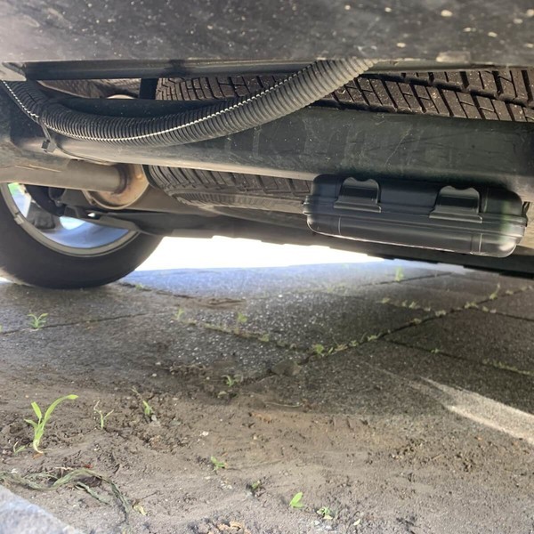 Caixa secreta magnética para esconder objetos