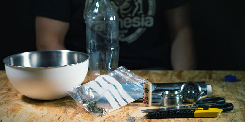 Como fazer um bong de gravidade waterfall