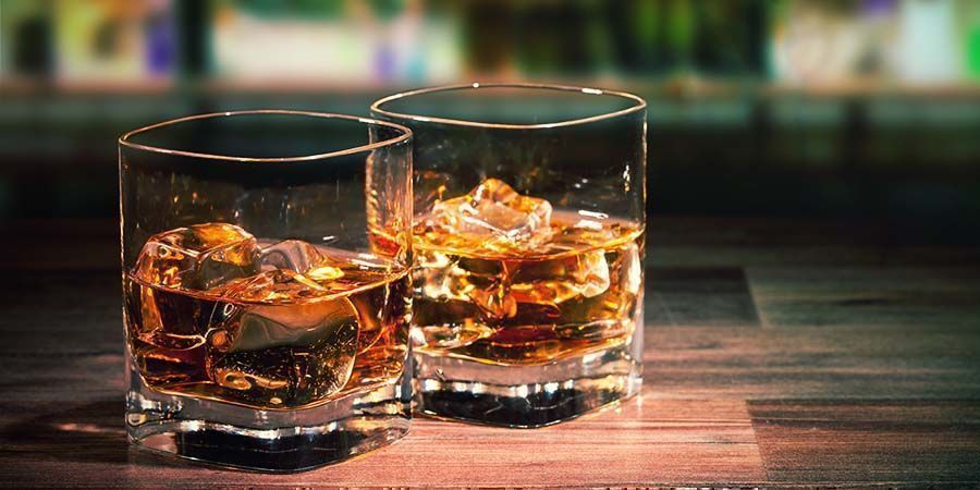 Tome um Shot de Whiskey