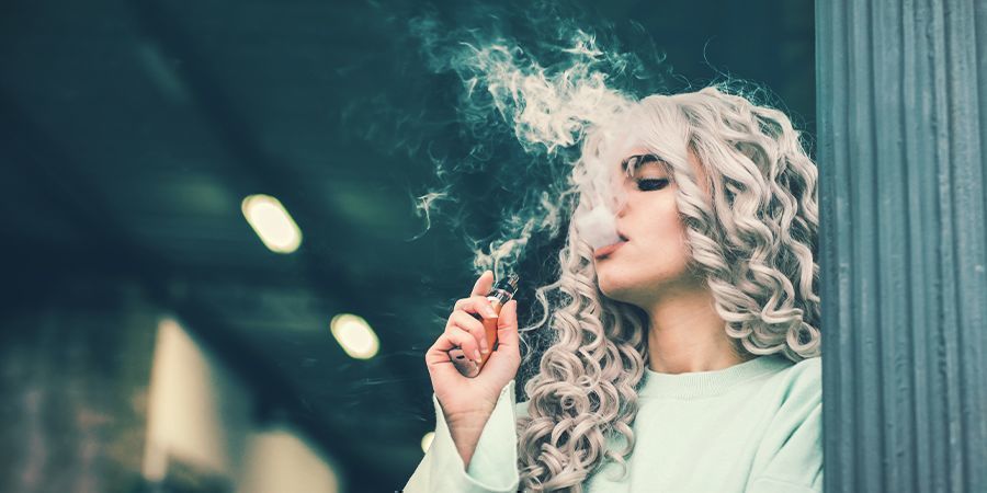 Fumar discretamente com um vaporizador ou one hitter