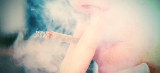 Erro ao fumar: Inalação