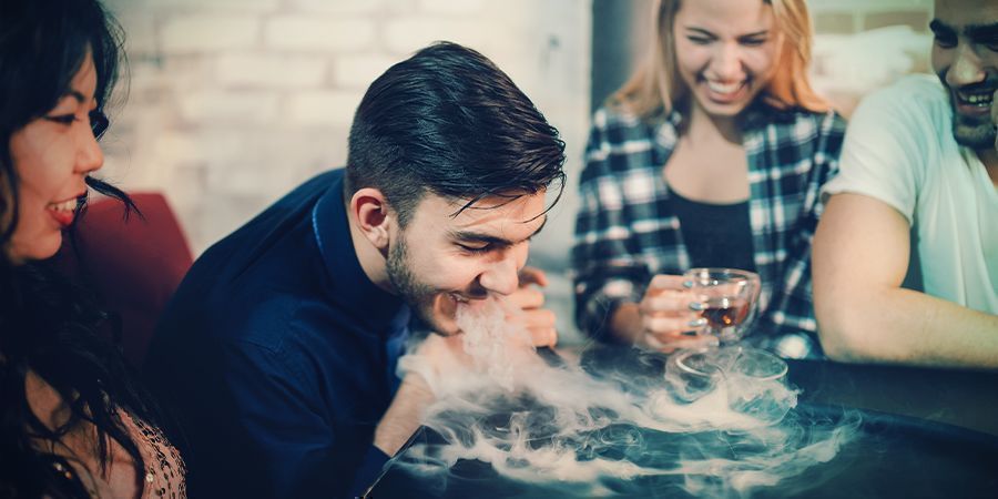 COMO A MARIJUANA PODE LEVAR À DEPENDÊNCIA