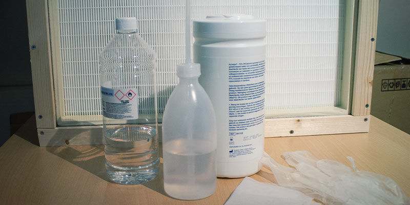 Limpar uma câmara de fluxo laminar