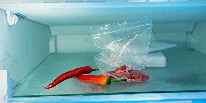 É possível congelar pimentos e malaguetas?