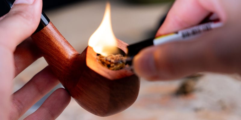 Cachimbos de tabaco: devem ser usados para fumar erva?
