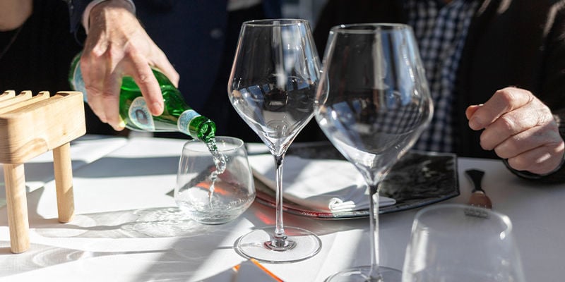 Dicas para combinar vinho com cannabis