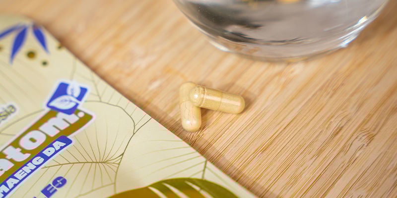 Fabrico de cápsulas de kratom