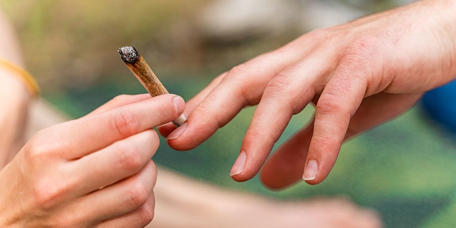 Torna a controlar a tua tolerância à canábis hoje!