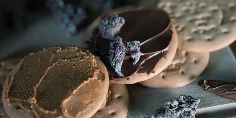 Por que razão fazer comestíveis firecracker? Por que razão fazer comestíveis firecracker?