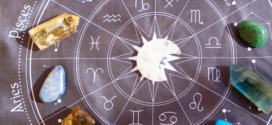 Que pedra corresponde ao teu signo do zodíaco?