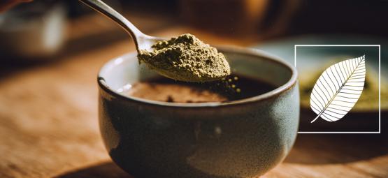 Pode misturar kratom com café? Como pode ser a sua manhã